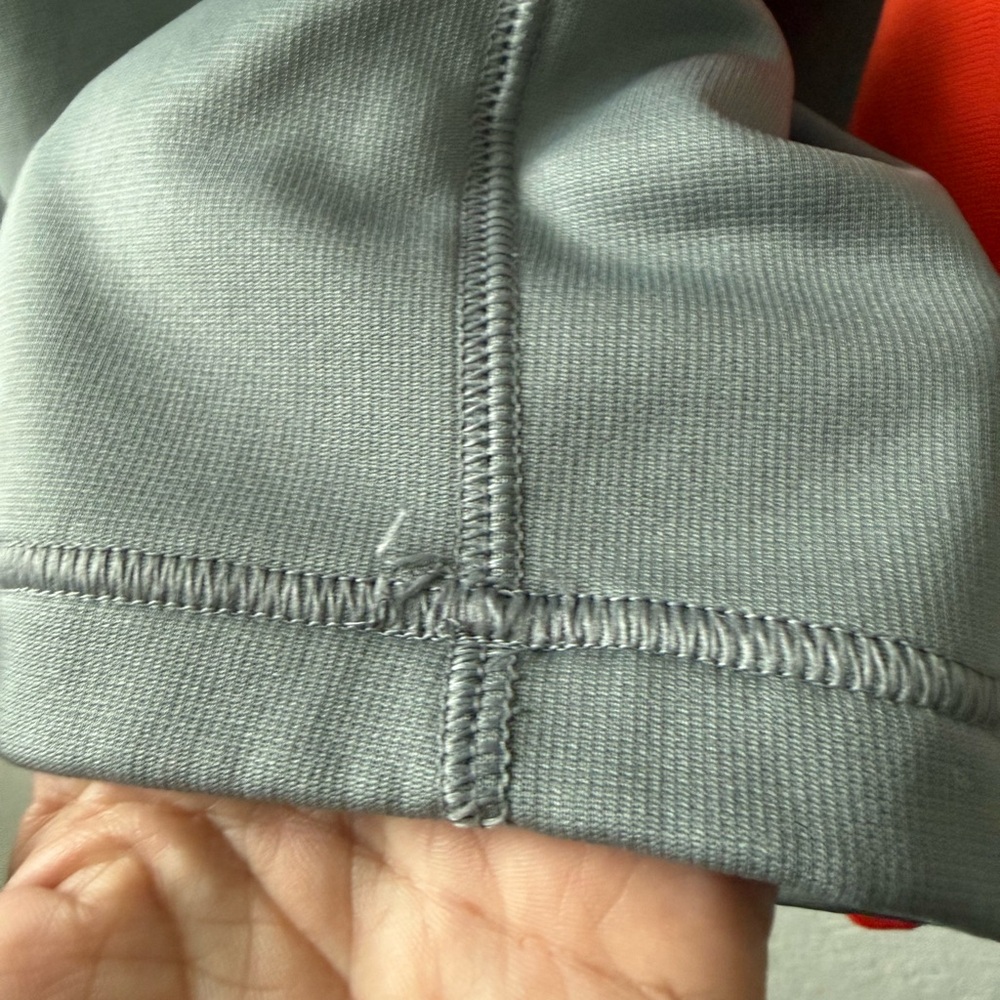 Nike Therma-Fit Gray Pullover with‎ Orange Accents - Picture 3 of 5